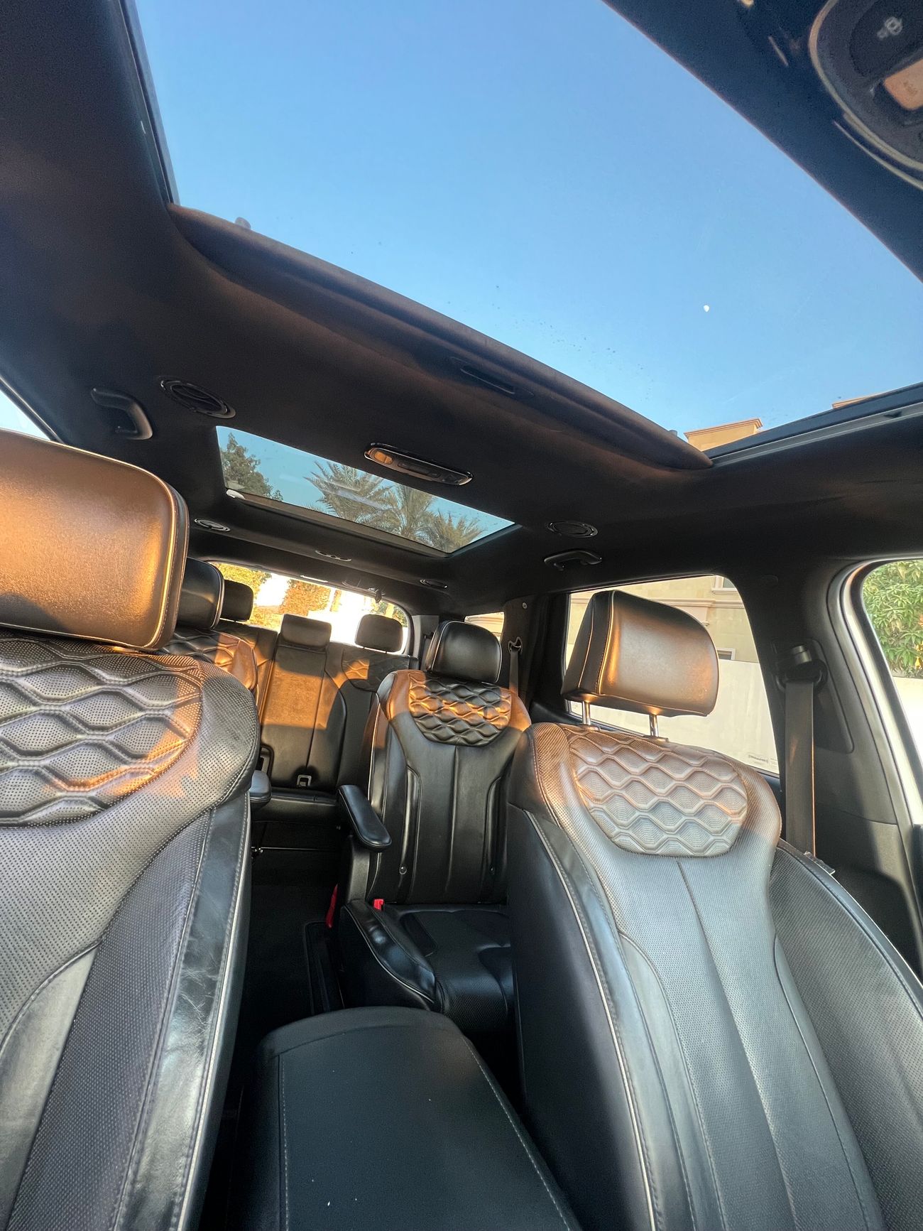 هيونداي باليساد limited AWL 3.8 double sunroof cantara top end model