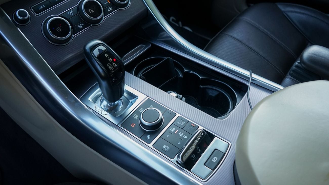 لاند روفر رينج روفر HSE 3.0L - Single owner