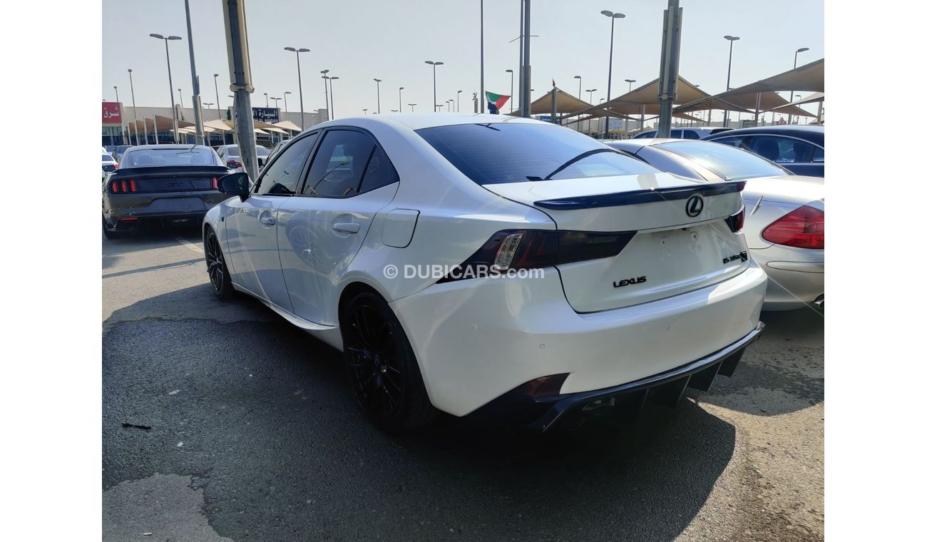 Lexus IS350 F sport GCC specs full options