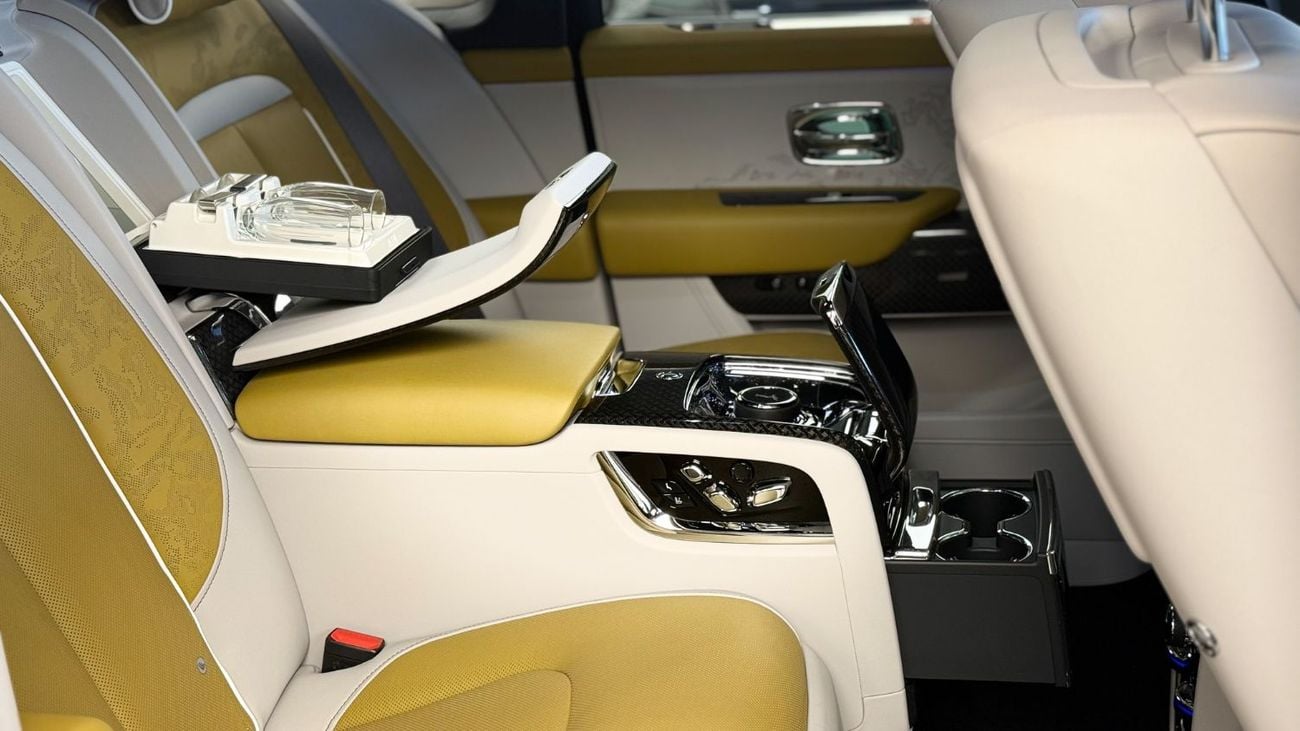 Rolls Royce Cullinan BLACK BADGE - Rolls Royce Cullinan 2025
