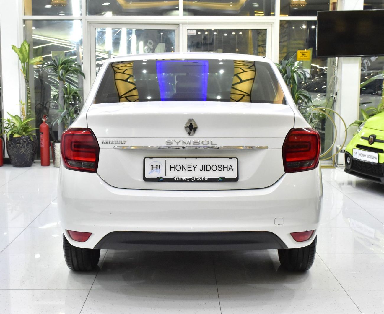 رينو سيمبول EXCELLENT DEAL for our Renault Symbol ( 2020 Model ) in White Color GCC Specs