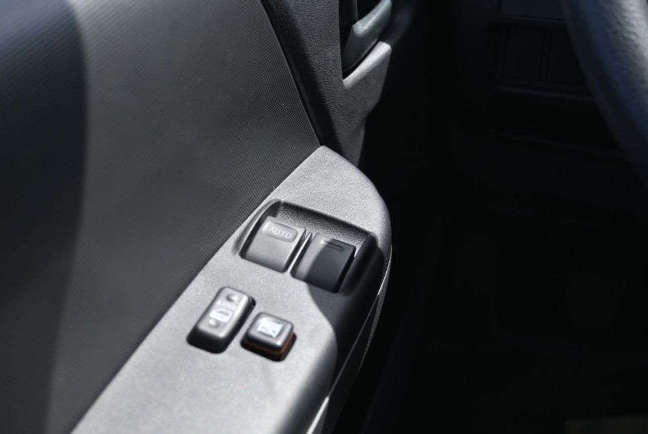 Toyota Hiace Toyota Hiace 2.7L Petrol, Manual Hi-Roof 16 Seater Old Shape