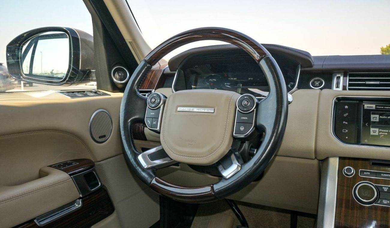 لاند روفر رينج روفر Perfect Condition Range Rover Vogue HSE - 2016 Low Mileage