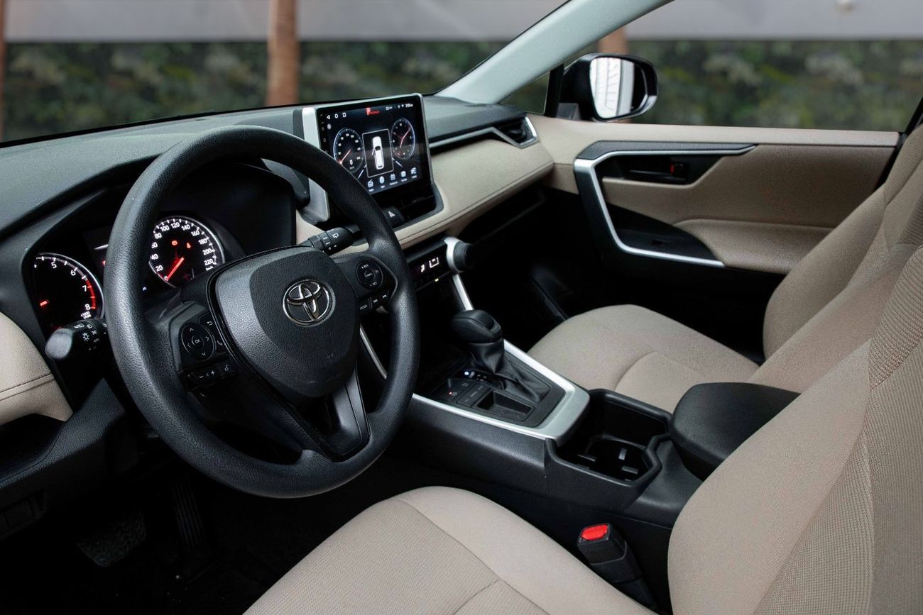 Toyota RAV4 EX | 1,762 P.M  | 0% Downpayment | Low KM | Pristine