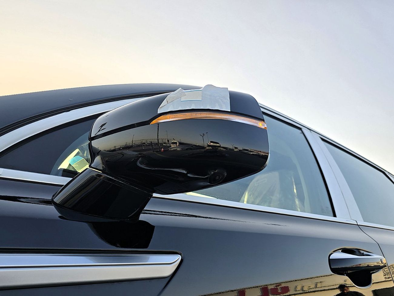 كيا سورينتو KIA SORENTO MQ4 HEV AT 7P 1.6L SUV AWD 5Doors black color 2026 Model