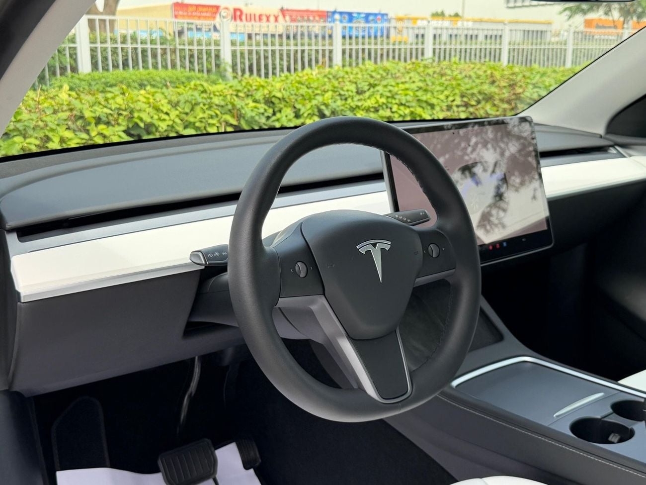 Tesla Model Y Long Range (AWD)