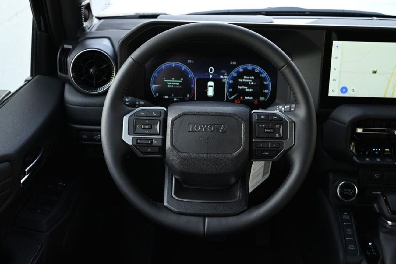 تويوتا برادو VXL 2.4L TURBO PETROL AT