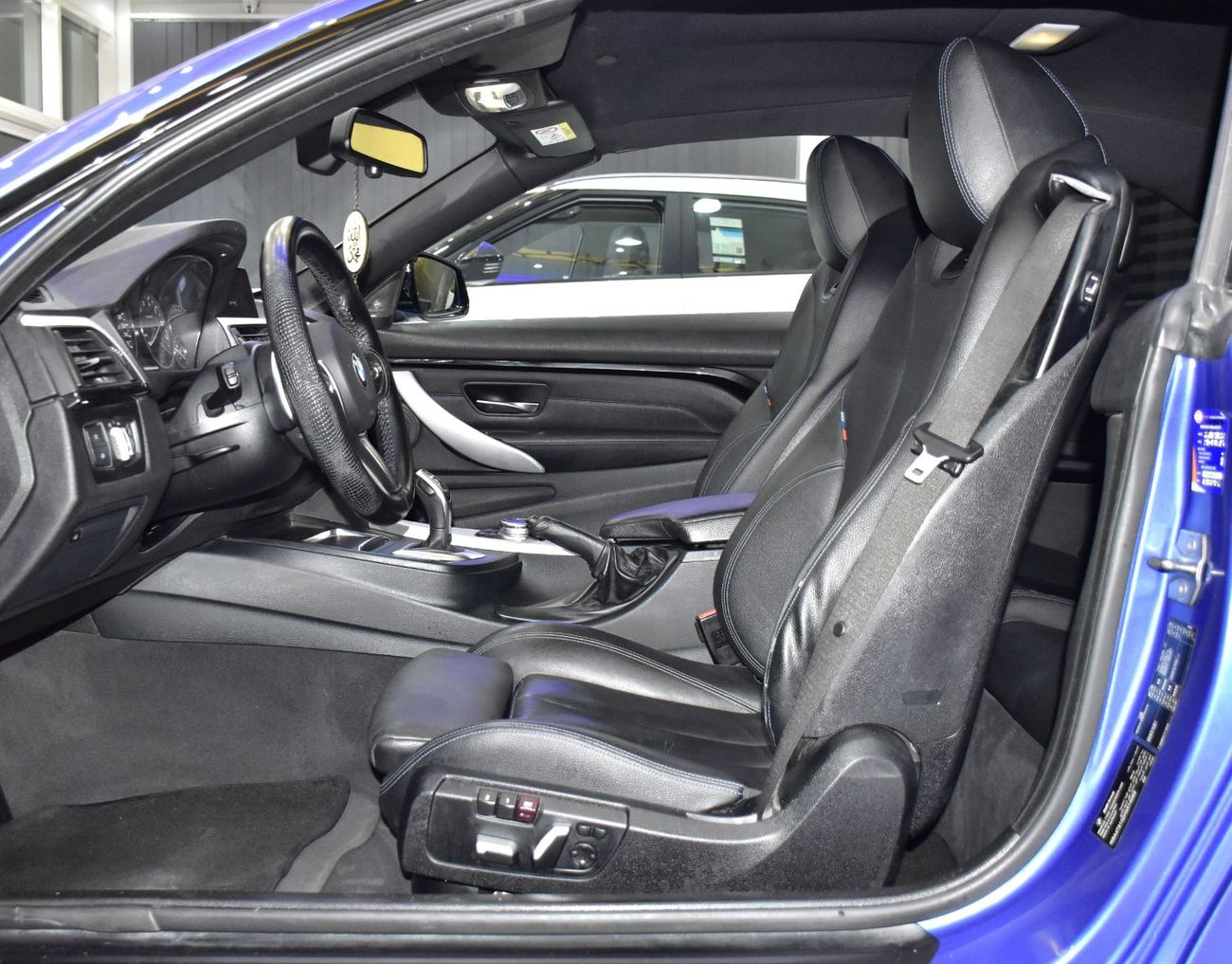 بي أم دبليو 440i EXCELLENT DEAL for our BMW 440i M-Kit Convertible ( 2017 Model ) in Blue Color GCC Specs