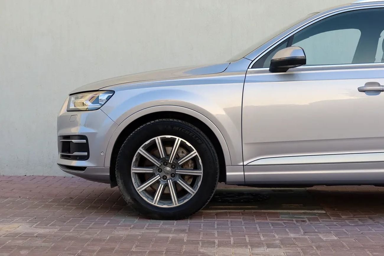 Audi Q7 40 TFSI Quattro | GCC Specs | Pristine Condition