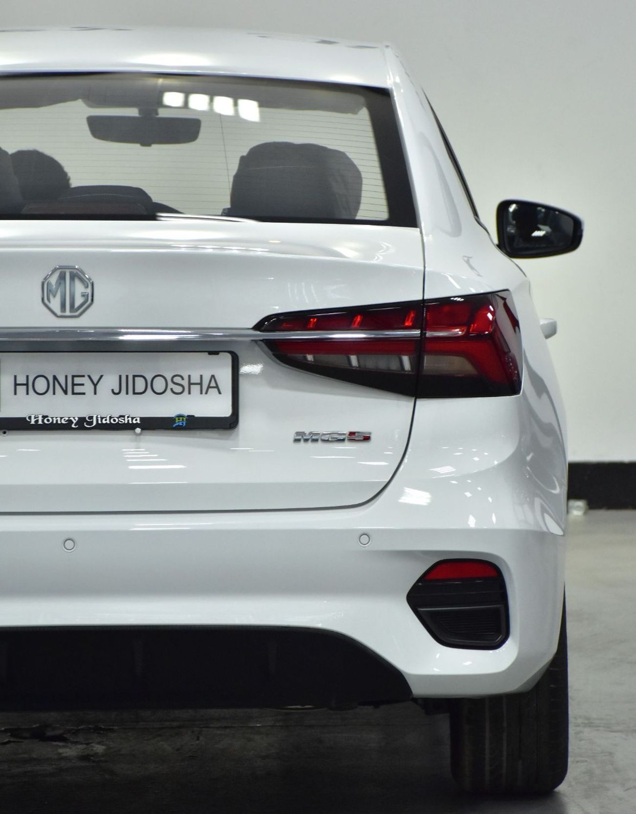 MG 5 EXCELLENT DEAL for our MG 5 ( 2025 Model ) in White Color GCC Specs