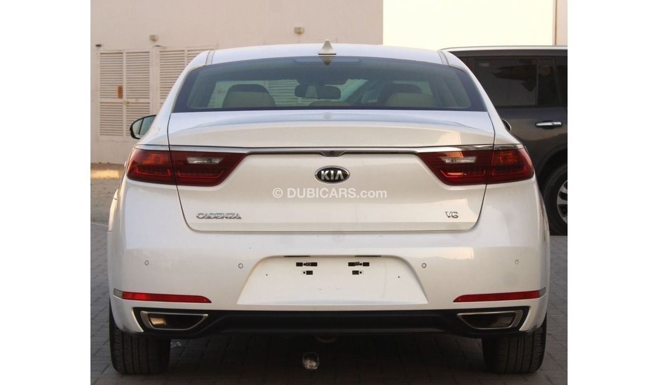 Kia Cadenza GDi Mid Kia Cadenza 2020 GCC, in excellent condition