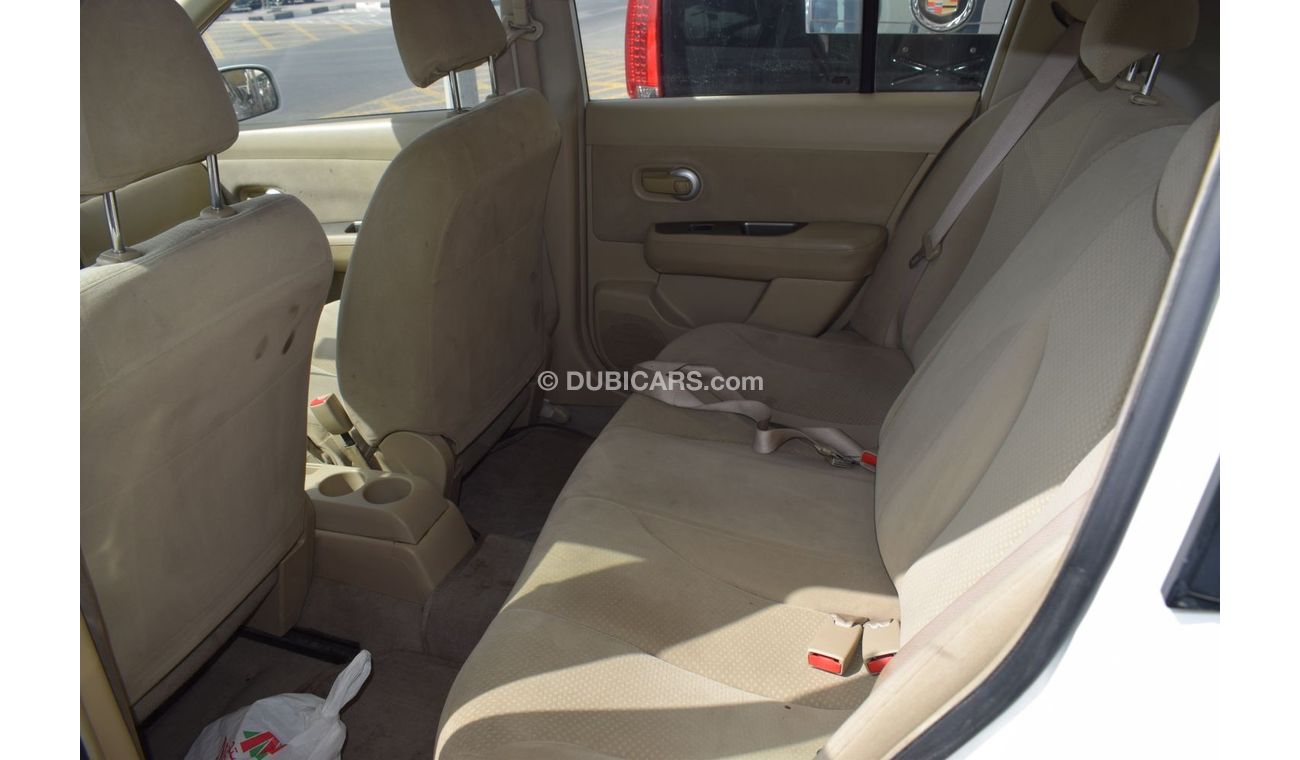 Nissan Tiida Nissan Tida Hatchback,model:2011.Excellent condition