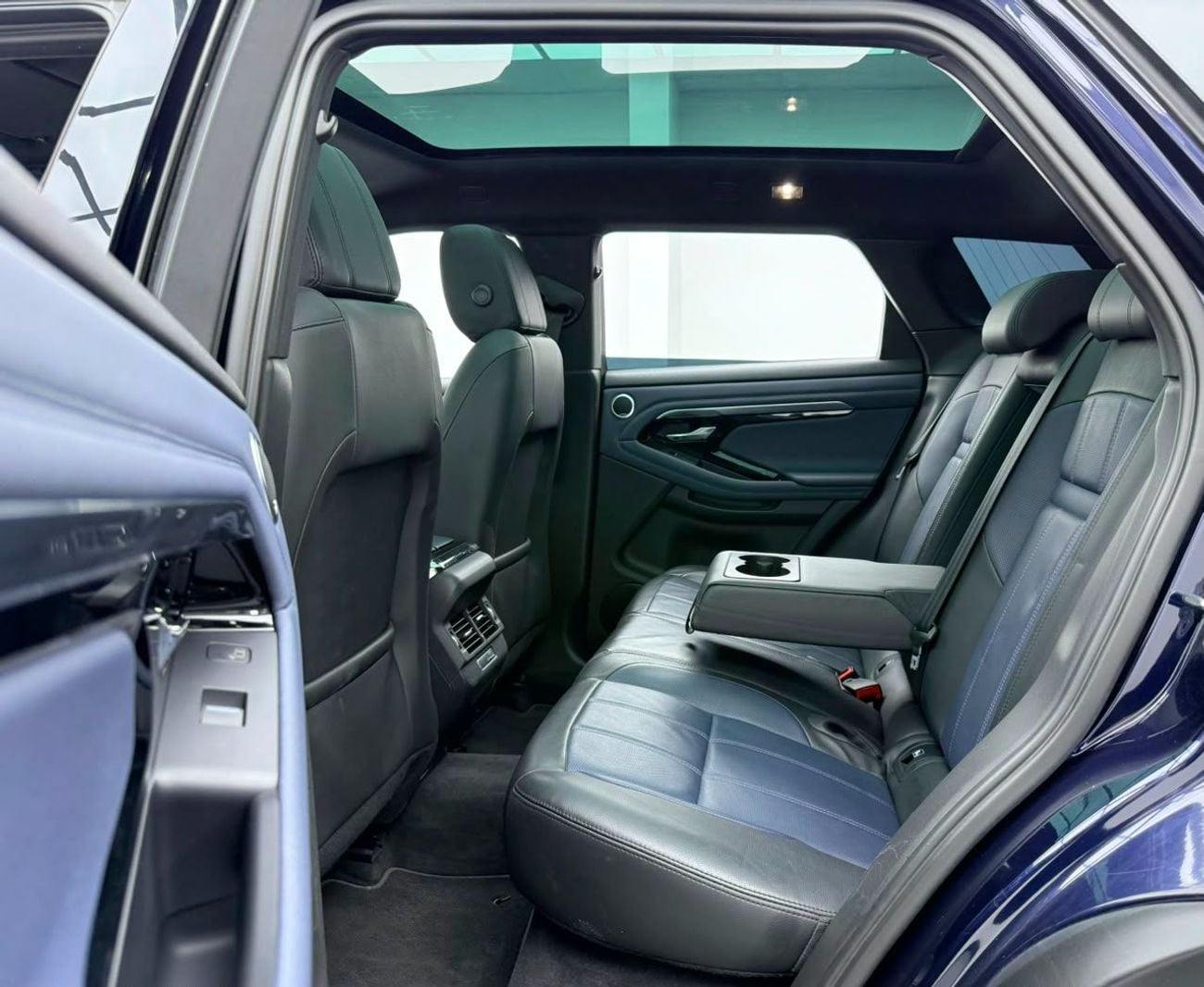 Land Rover Range Rover Evoque SE P200 2021 Range Rover Evoque P200 SE, Warranty, Full Range Rover Service History, Fully Loaded, GCC