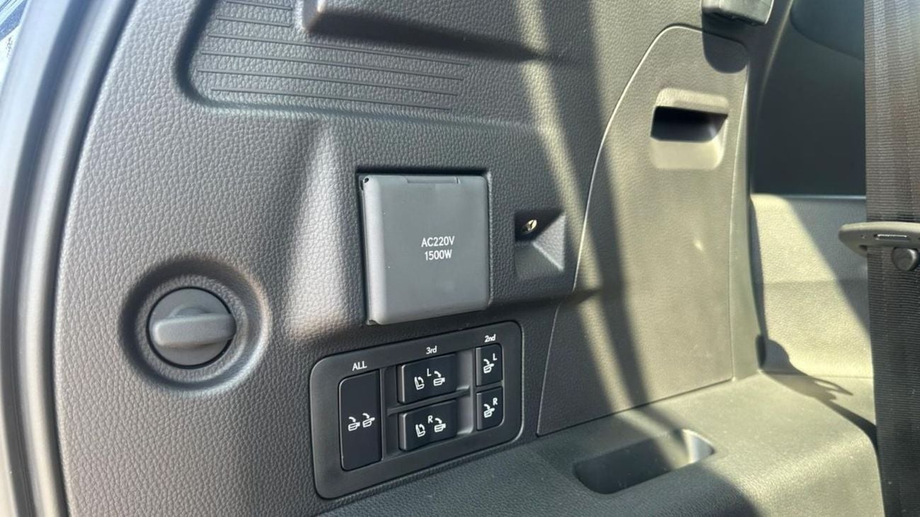 Lexus LX 700h 3.5L V6 Twin-Turbo Hybrid (V35A-FTS + 1MHEV), 10-speed automatic (AJA0F), 7 passengers