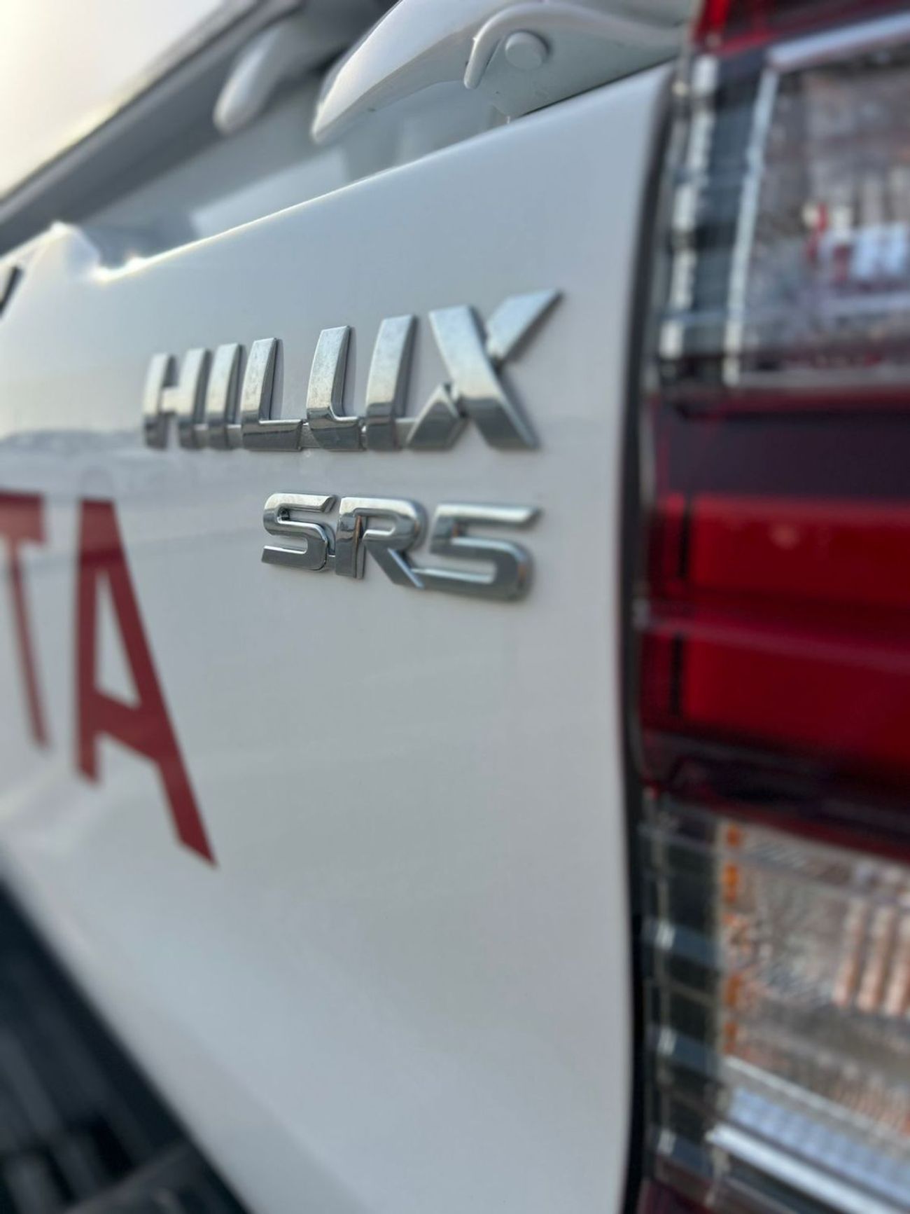 تويوتا هيلوكس Toyota Hilux SR5