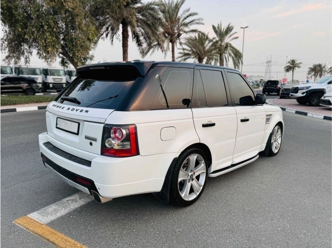 Land Rover Defender EXCELLENT CONDITION | SUNROOF | 2011 | LHD | 3.0L PETROL