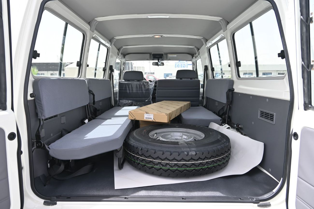 Toyota Land Cruiser 70 Toyota Land Cruiser 70 Series HardTop Manual 4.0L V6, Petrol, 4WD