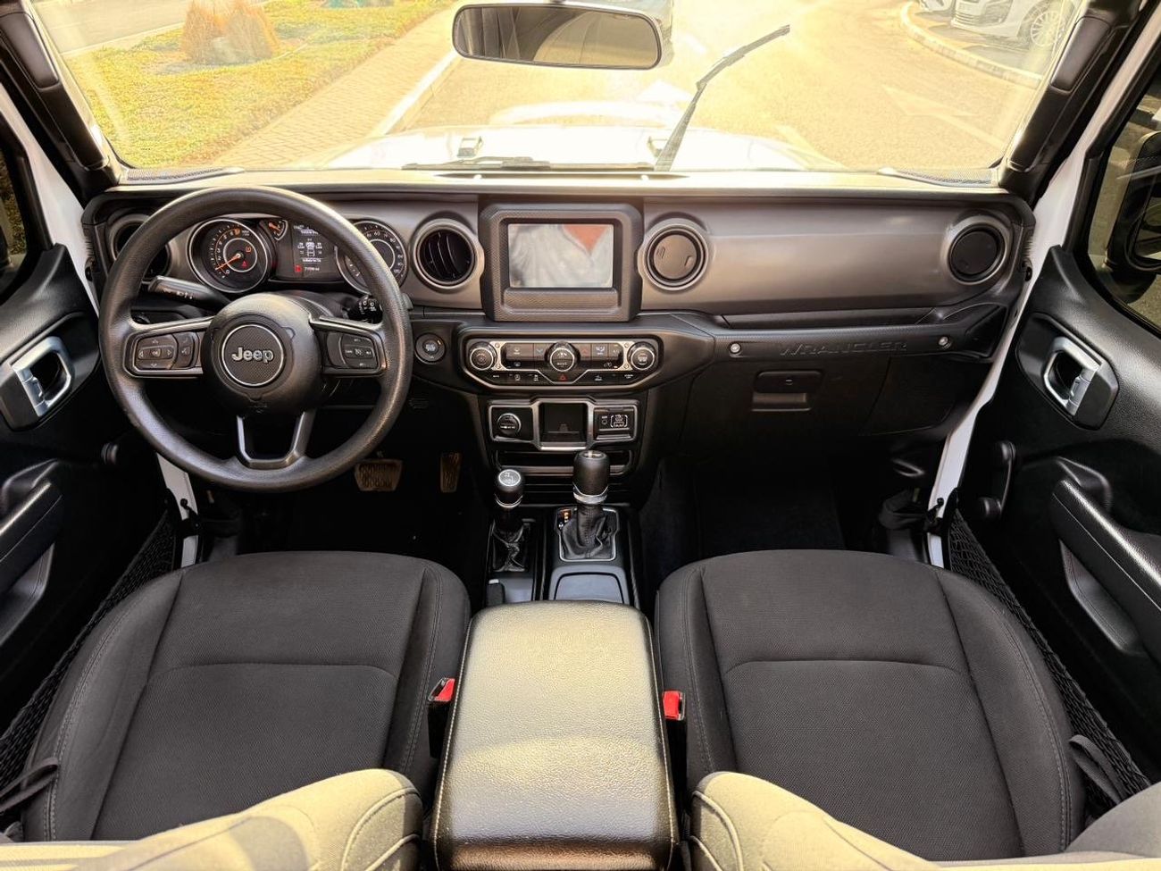 جيب رانجلر Unlimited Sport 3.6L A/T