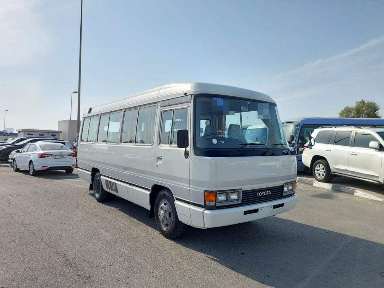 Toyota Coaster TOYOTA COASTER BUS RHD 1992 MODEL 3.7 L DIESEL AUTOMATIC(PM04275)