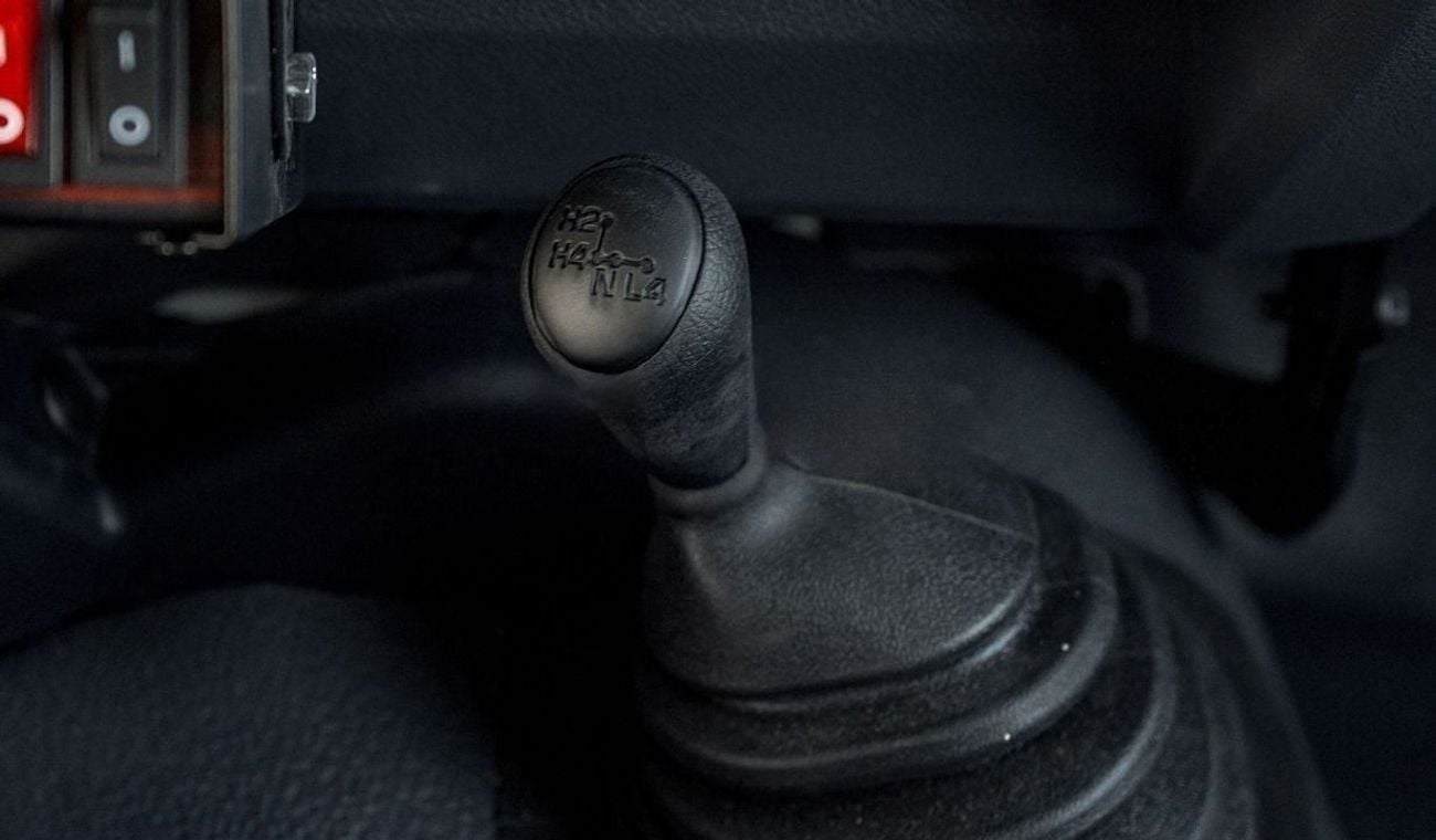 تويوتا لاند كروزر 70 LC78 AMBULANCE 4.2L V6 DIESEL 2024