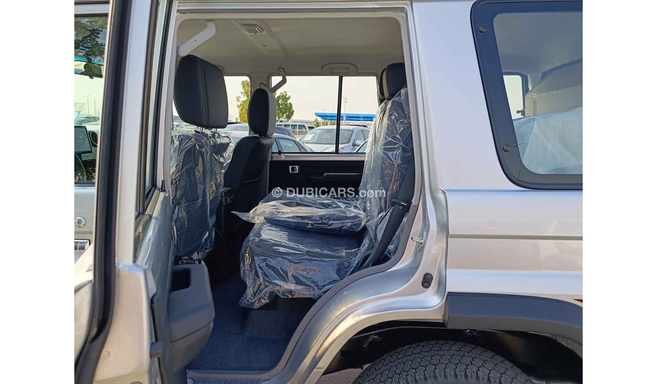 Toyota Land Cruiser 70 4.5L,V8,VDJ76,5DOOR,DIFF LOCK,WINCH,LEATHER SEATS,COOLER BOX,16'' AW,MT,NEW SHAPE,2024 ( FOR EXPORT)