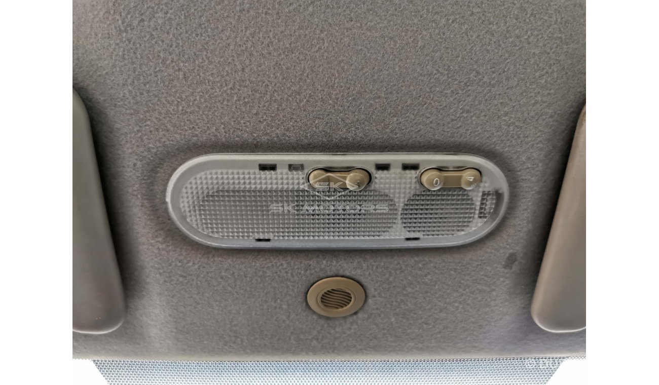 رينو داستر 1.6L, 16" Rims, Xenon Headlights, Rear Parking Sensor, AUX-USB-CD Player, Fabric Seats (LOT # 8582)
