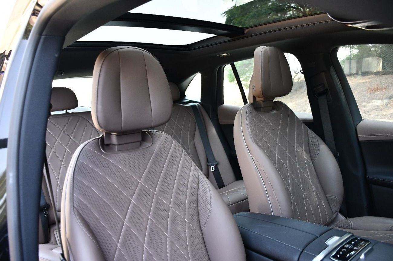 Mercedes-Benz EQE 500 MERCEDES BENZ EQE 500 2023 LOW KM GCC