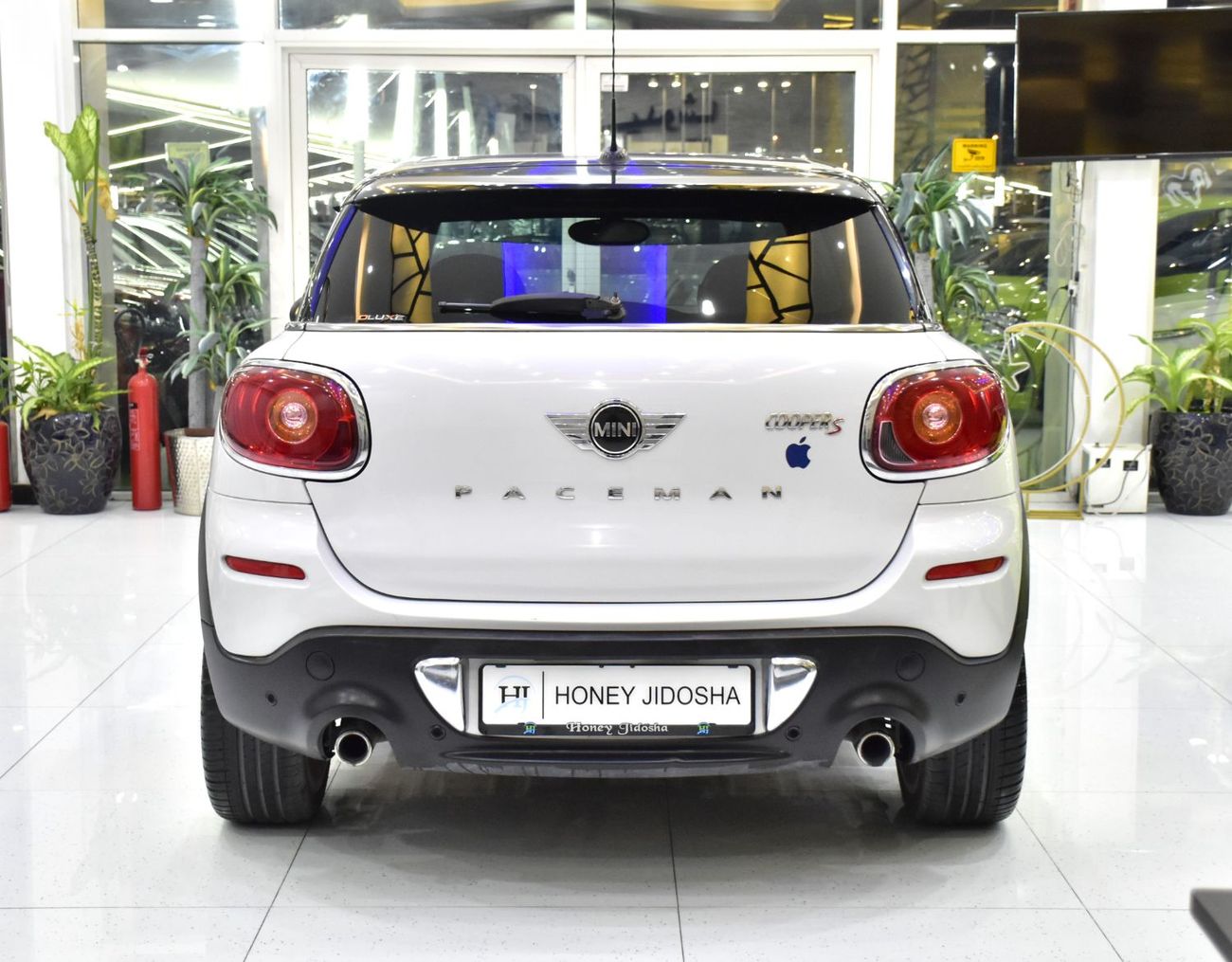 ميني كوبر إس بايسمان EXCELLENT DEAL for our Mini Paceman Cooper S ( 2013 Model ) in White Color GCC Specs