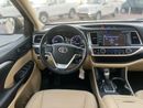 Toyota Highlander 2019 Toyota Highlander Le Plus 3.5L V6 - Rear Camera - 7 Leather Seat- Auto Trunk