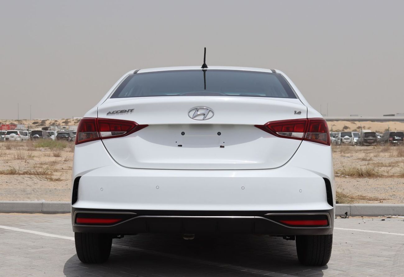 Hyundai Accent A 2023 Hyundai Accent car in excellent condition, Gulf spec, with no accidents and a mileage of 58,0