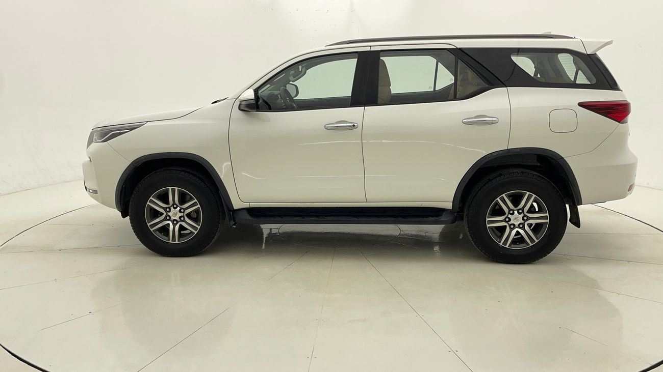 تويوتا فورتونر EXR 2.7 | بدون دفعة مقدمة | اختبار القيادة في المنزل