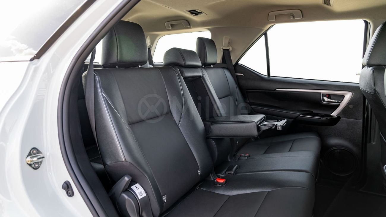 Toyota Fortuner TOYOTA FORTUNER MHEV