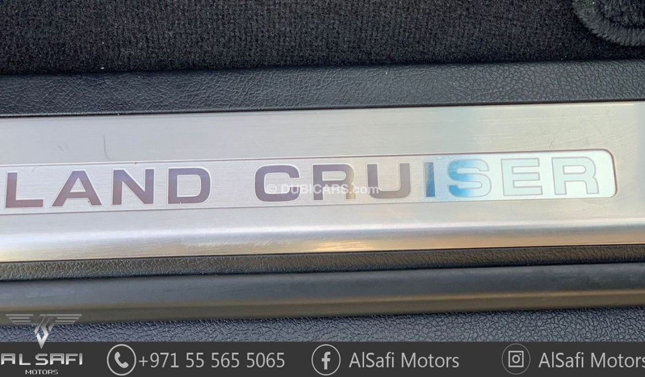 Toyota Land Cruiser VXR V8