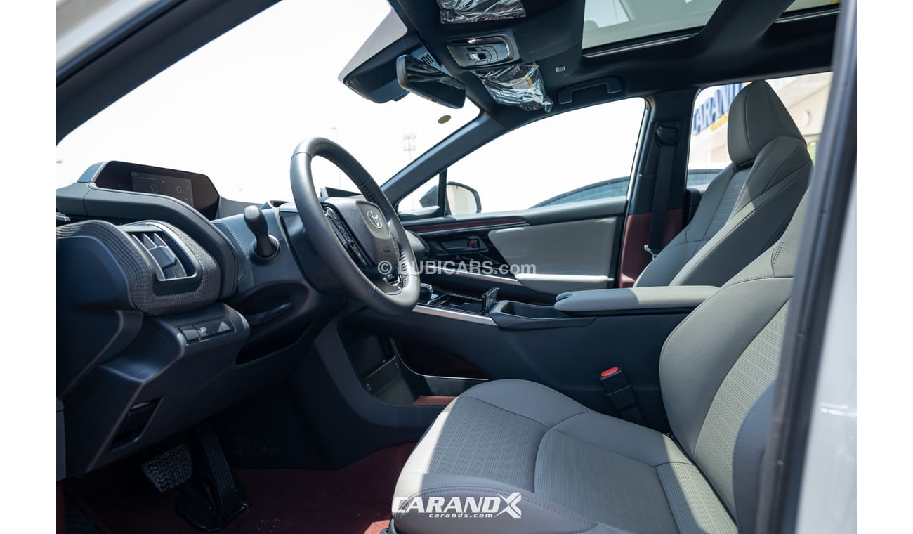 Toyota bZ4X White/Beige Interior 2022