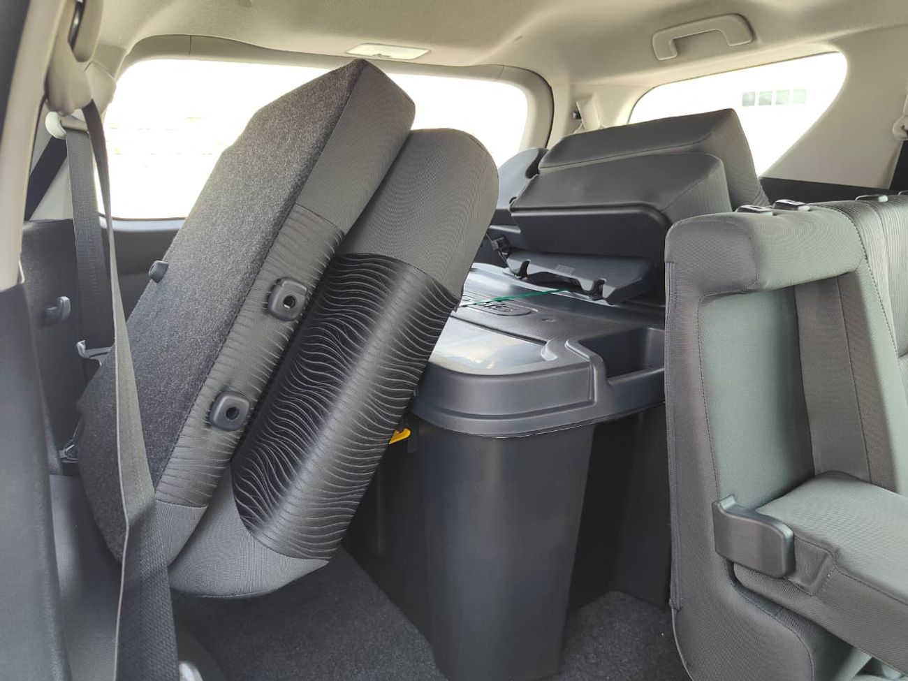 Toyota Fortuner 2025 Toyota Fortuner SR5 Mid-Option 7-Seater 2.7L 4-Cyl Petrol A/T 4x4 Only For Africa