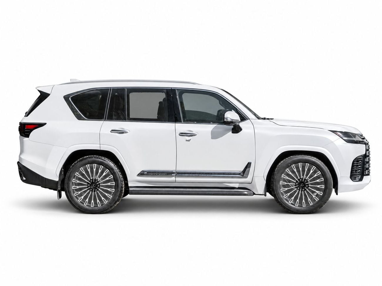 لكزس LX 700h VIP ECTAV0008 - لكزس LX700h VIP موديل 2026 - محرك 3.5 لتر هجين أوتوماتيكي - لون أبيض مع مقصورة داخلية بل