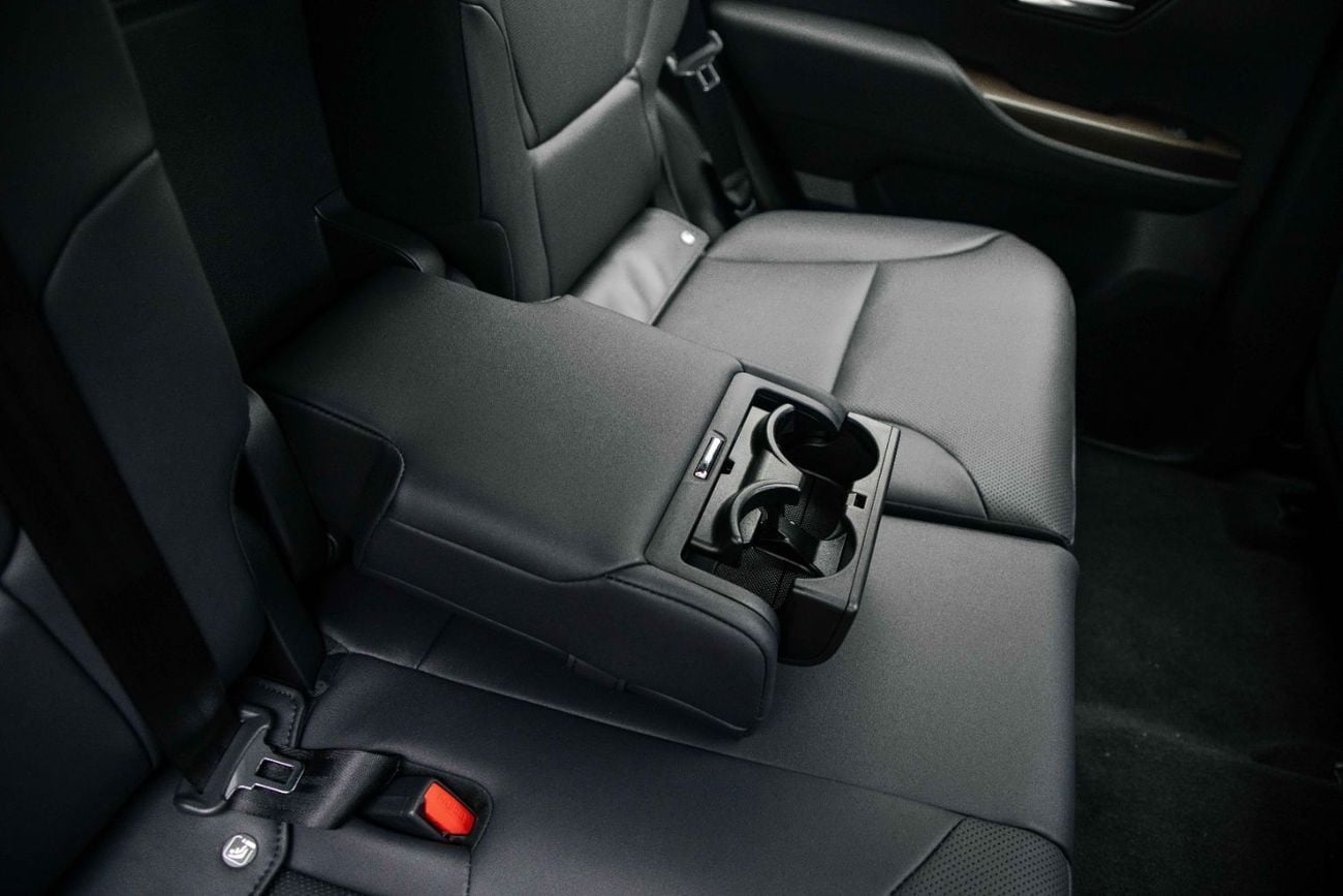 Toyota Land Cruiser GXR 4.0L - Pearl White Inside Black | Export Only