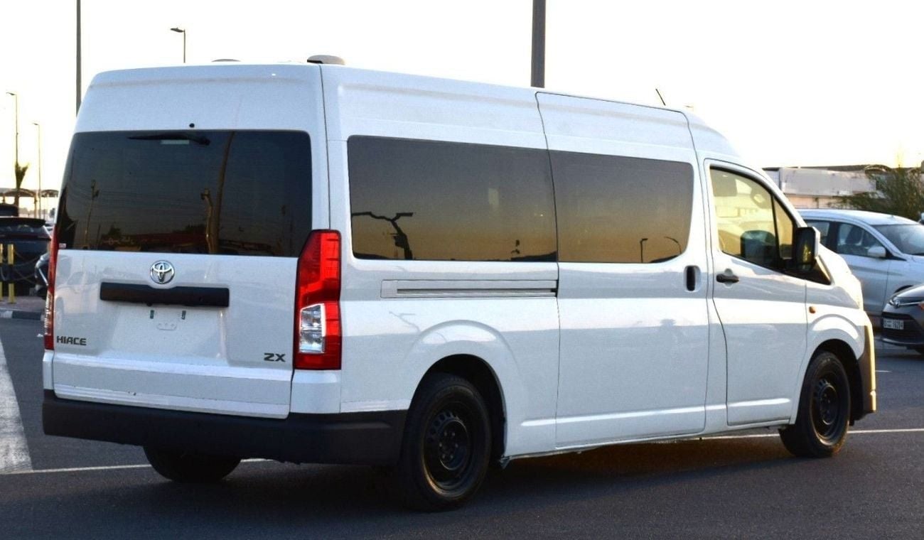 Toyota Hiace Van High Roof