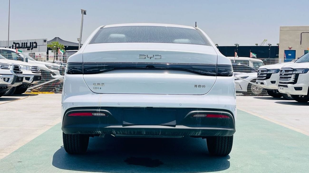 بي واي دي Seal 05