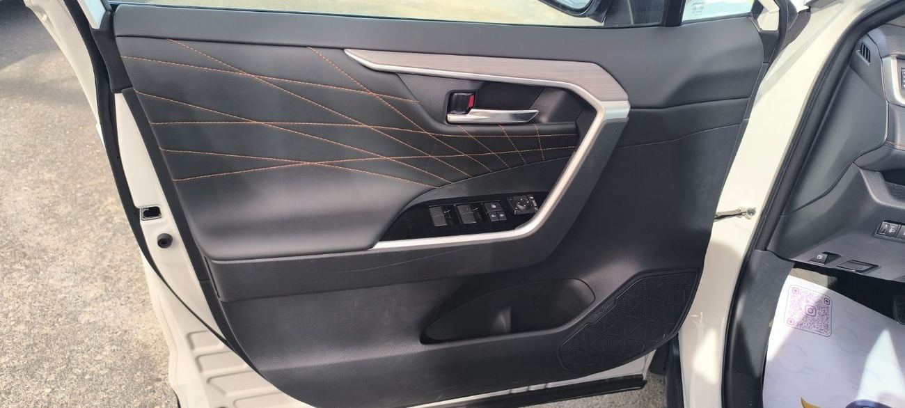 Toyota RAV4 TOYOTA RAV4 HYBRID E-FOUR