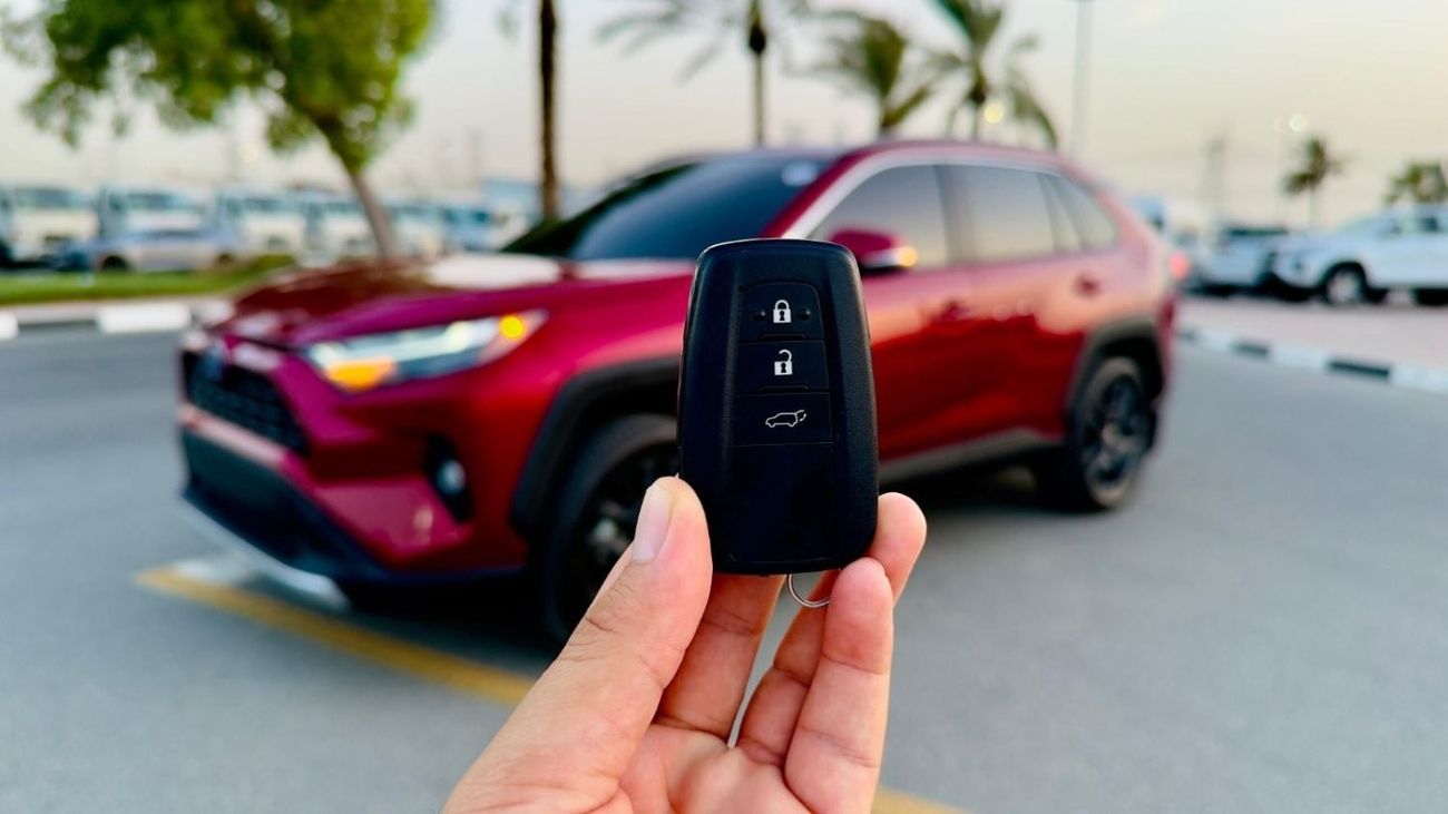 Toyota RAV4 2024 PREMIUM CONDITION | 2.5L HYBRID ENGINE | SUNROOF | DIGITAL REAR VIEW MIRROR | RHD | 2024