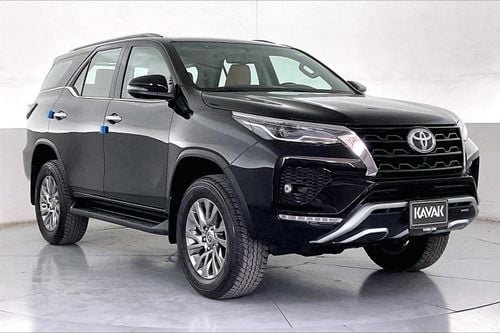 تويوتا فورتونر VXR | ضمان مجاني لمدة عام | 0 دفعة أولى