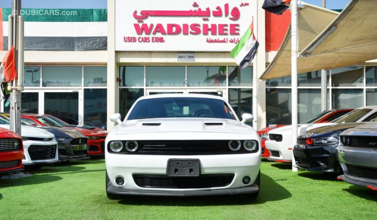 دودج تشالينجر Challenger SRT Scat Pack V8 2018/Original Airbags/Low Miles/Excellent Condition