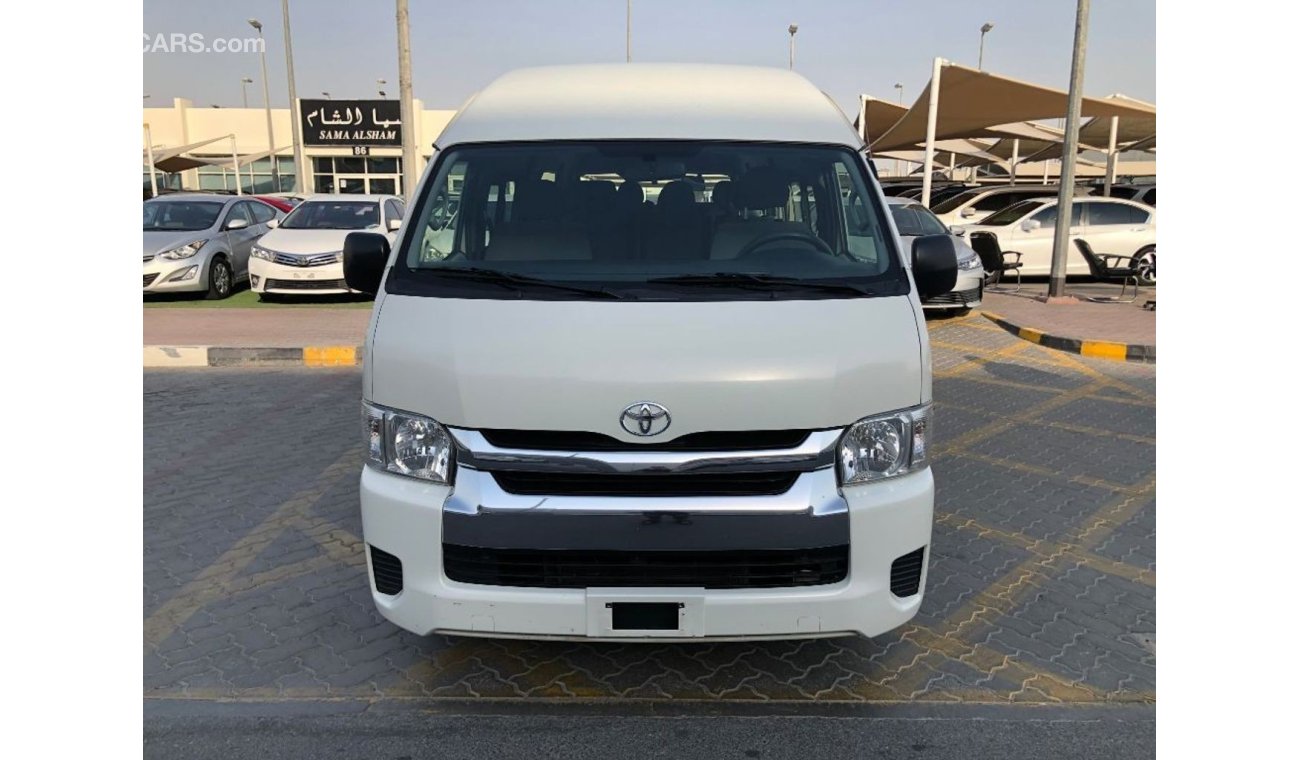 Toyota Hiace Toyota Hiace GLX High roof 15 2016