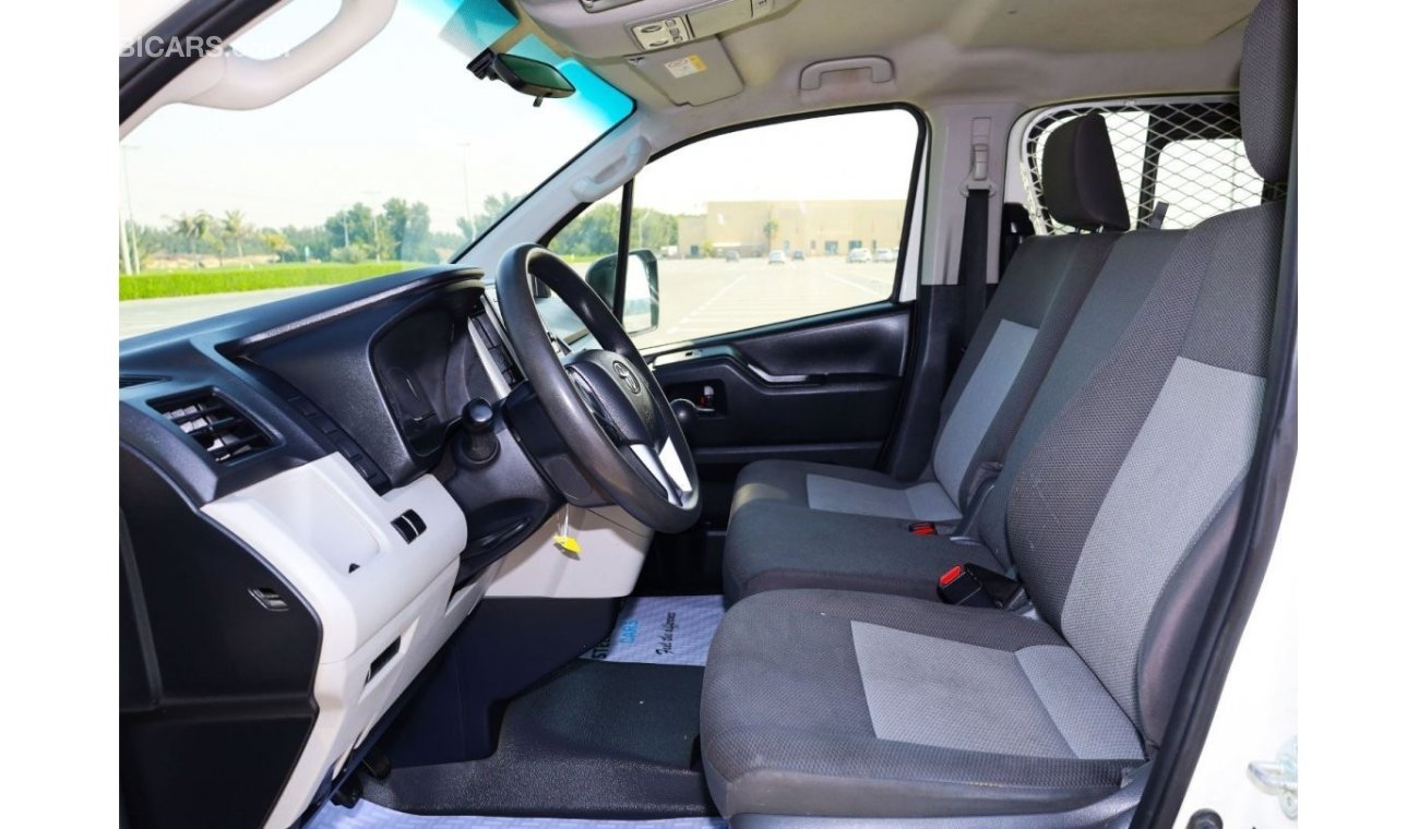 Toyota Hiace 6-Seater Delivery Van V6 3.5L | Excellent Condition | GCC