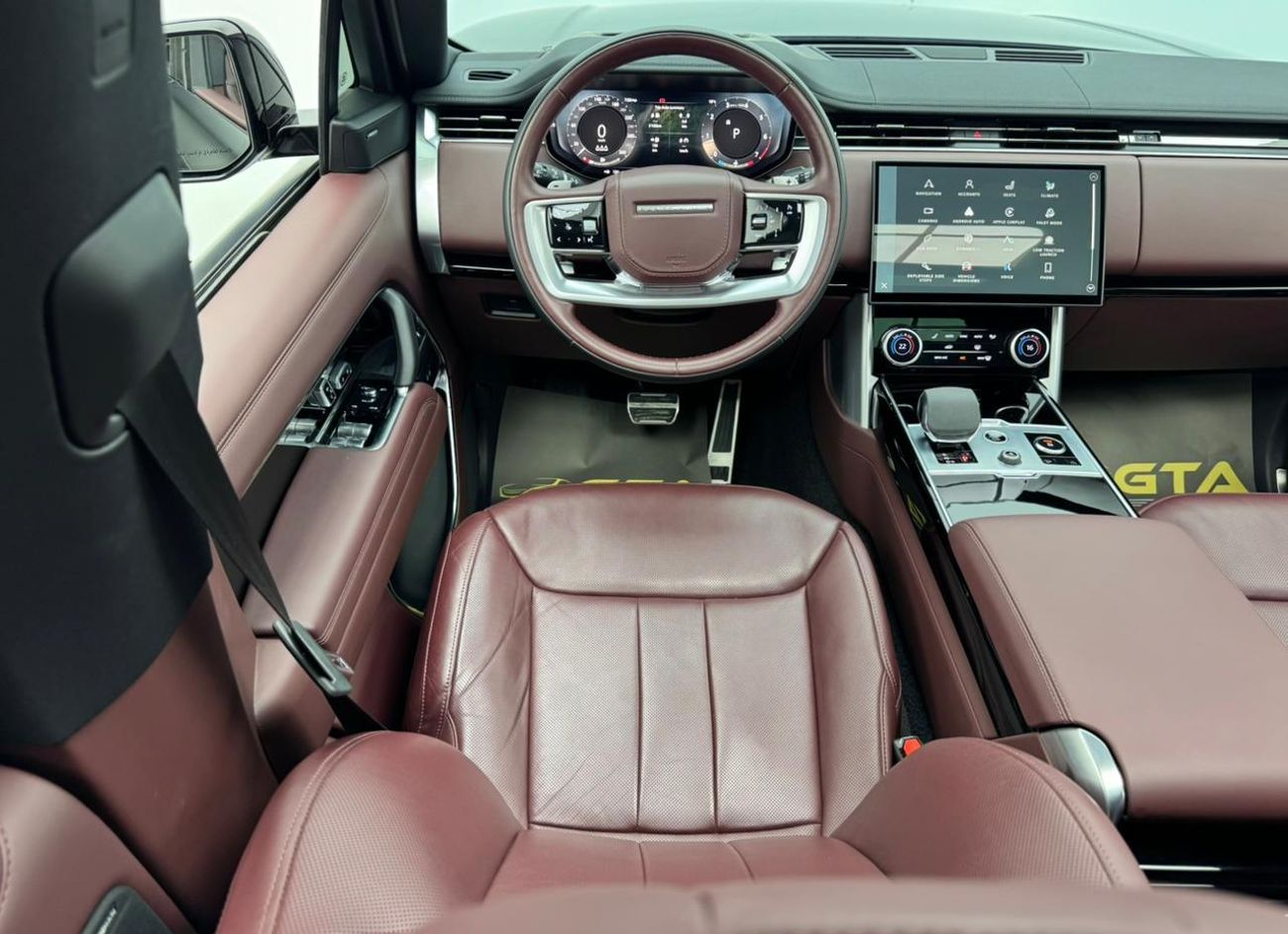 لاند روفر رينج روفر HSE P530 4.4L 2023 Range Rover Vogue P530 HSE, 2028 Range Rover Warranty + Service Pack, GCC