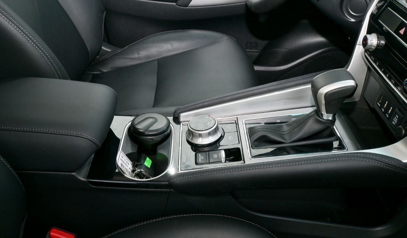 ميتسوبيشي مونتيرو سبورت Brand New Mitsubishi Montero Sport Prime Edition 2023 Export 3.0L A/T 4WD Petrol |White/Black|