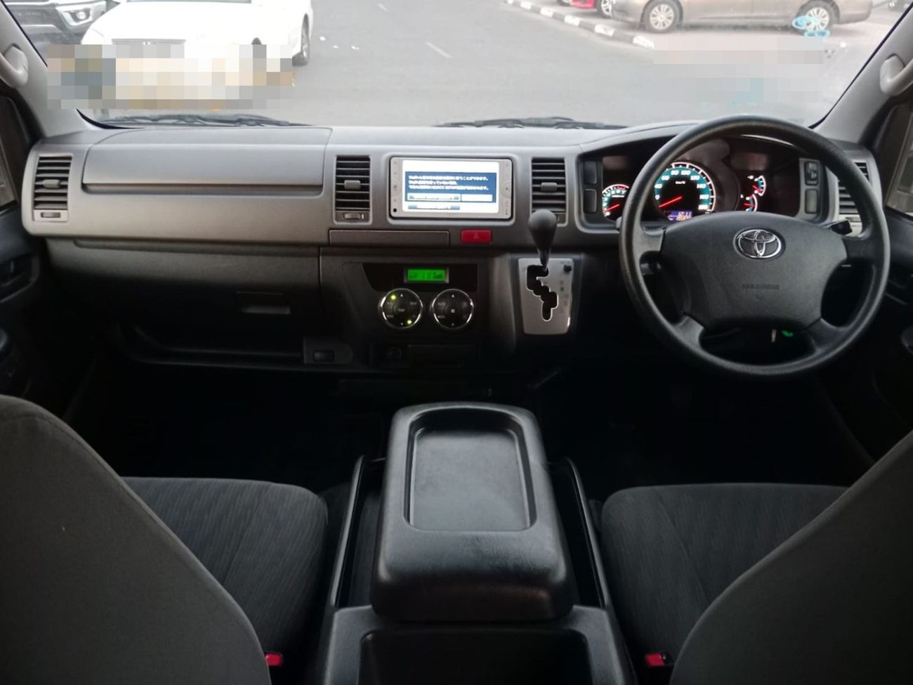 Toyota Hiace TOYOTA HIACE VAN RIGHT HAND DRIVE(PM74575)