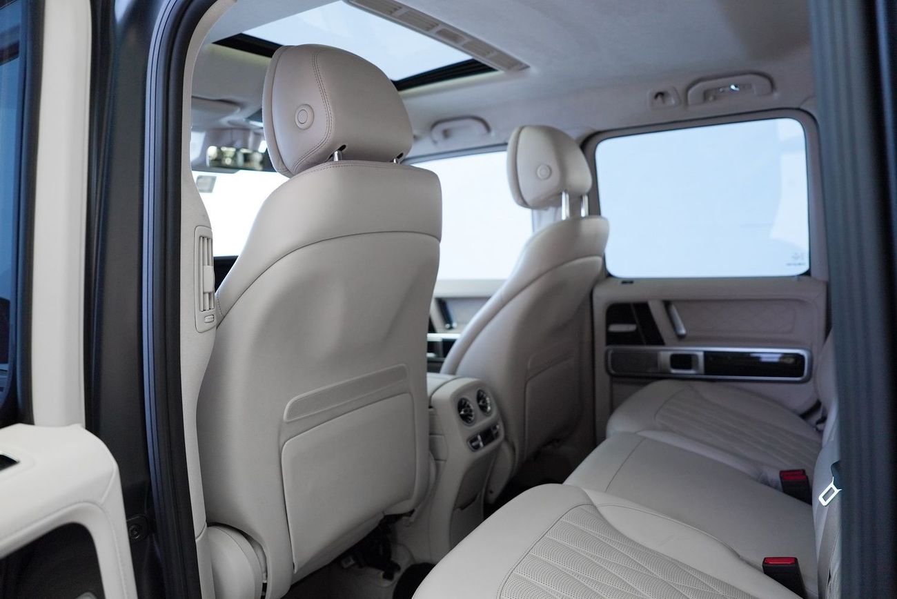 Mercedes-Benz G 63 AMG Std 4.0L