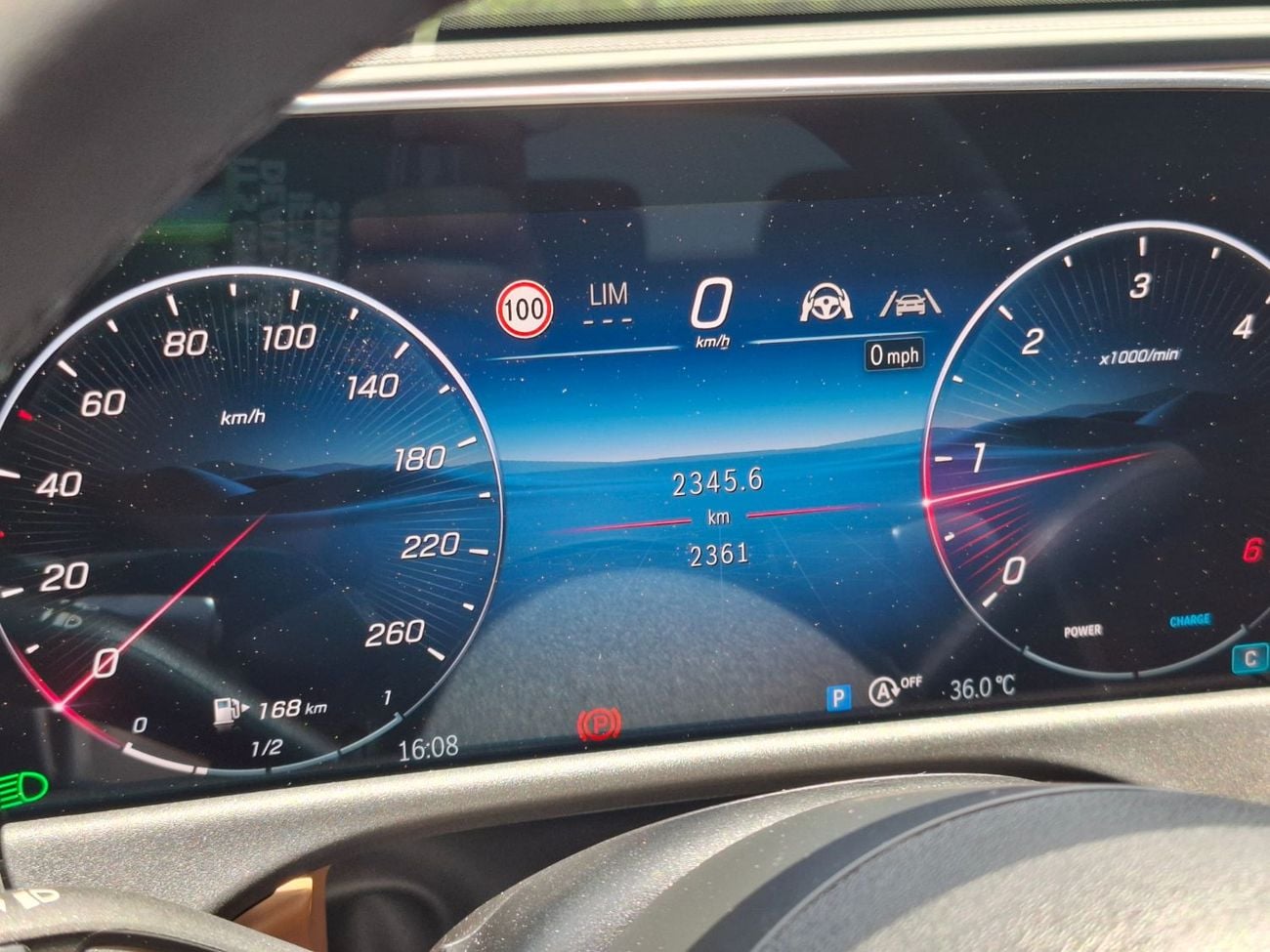 Mercedes Benz E220 Mercedes-Benz  E220d 2025 full option